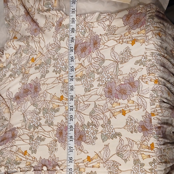 ana gorgeous dress - Picture 12 of 13